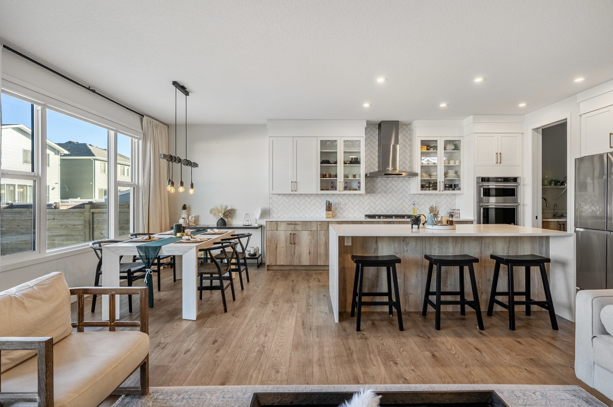 18 Seton Common SE, Calgary